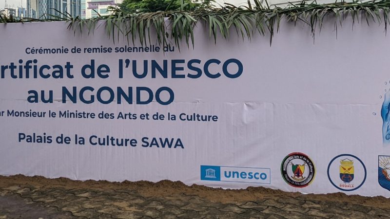 #CamCultureInfo🇨🇲                        M. Le Ministre des Arts et de la Culture, en qualité de représentant personnel de S.E.M. le Président de La République Chef de L’Etat, présidera la cérémonie de remise solennelle du certificat de l’UNESCO au NGONDO.Ce jour au palais de la culture Sawa.La cérémonie sera en direct sur Crtv- news.Nous reviendrons avec plus d’infos.